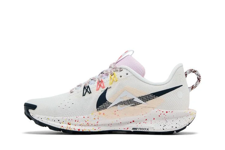 Кроссовки Nike Wmns Pegasus Trail 5 'Summit White Armory Navy'