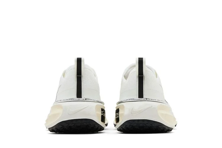 Кроссовки Nike Wmns ZoomX Invincible 3 Extra Wide 'Summit White Black'