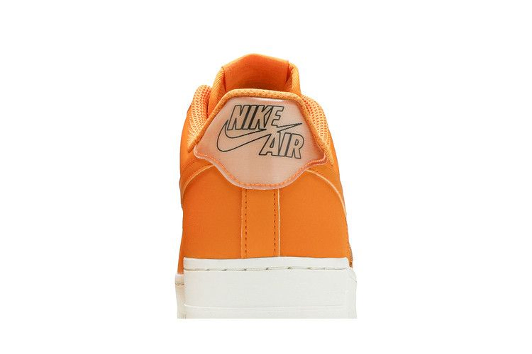 Кроссовки Nike Wmns Air Force 1 Low '07 Essential 'Orange Peel'
