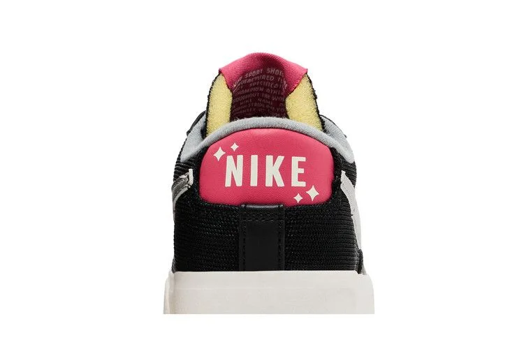 Krossovki-Nike-Wmns-Blazer-Low-Platform-Black-Gypsy-Rose-6