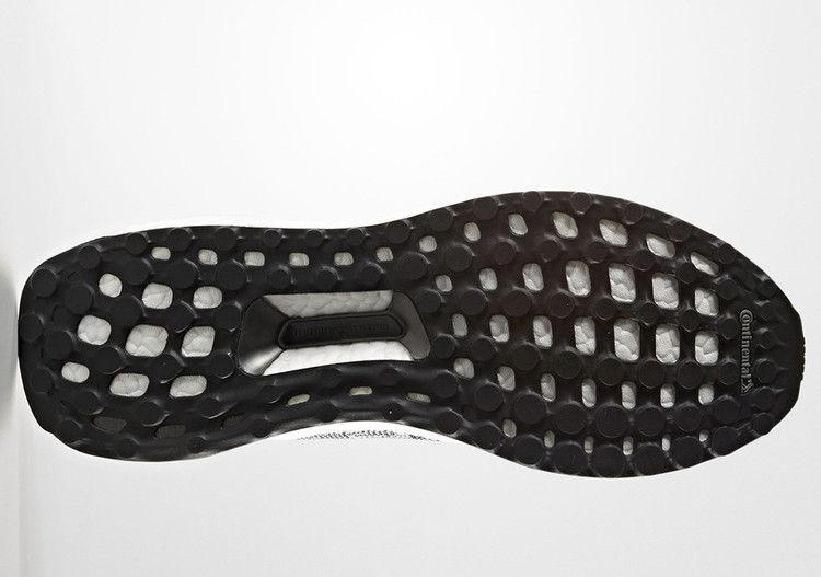 Кроссовки Adidas UltraBoost Uncaged 'Cream Navy'