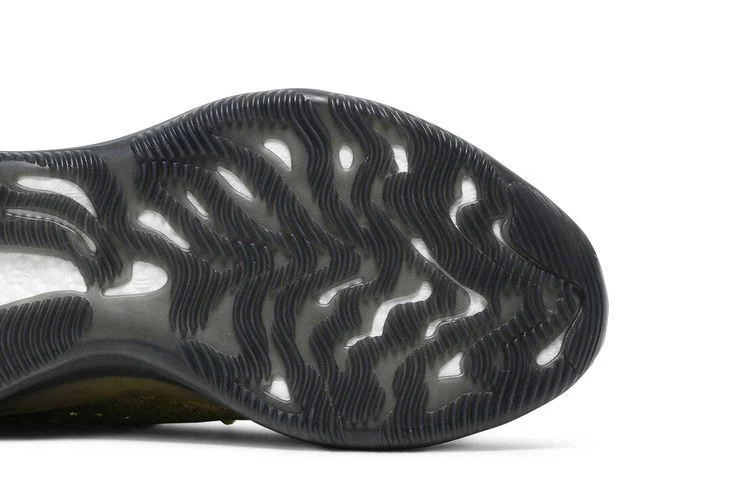 Krossovki-adidas-Yeezy-Boost-380-Hylte-4