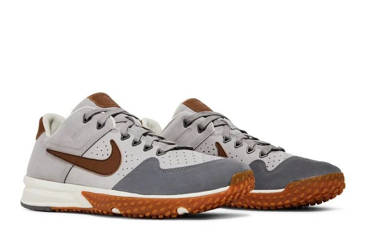 Krossovki-Nike-Baseballism-x-Alpha-Huarache-Flag-Turf-2-Atmosphere-Grey-7