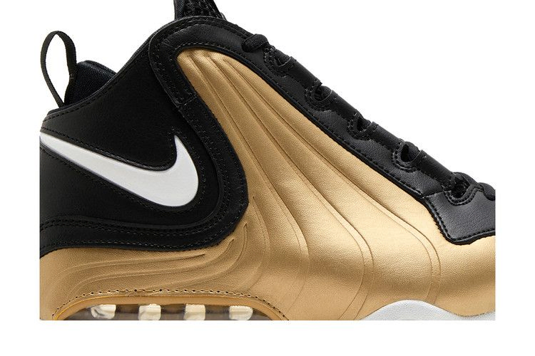 Кроссовки Nike Air Max Wavy 'Black Gold'
