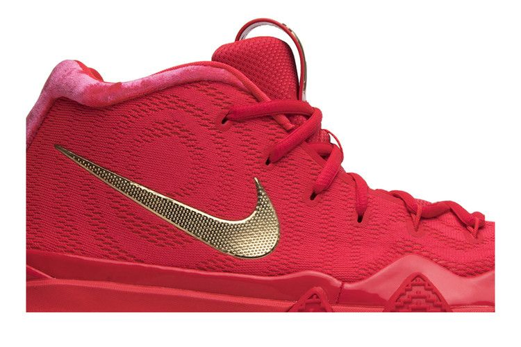 kyrie-4-red-carpet-943806-602_01