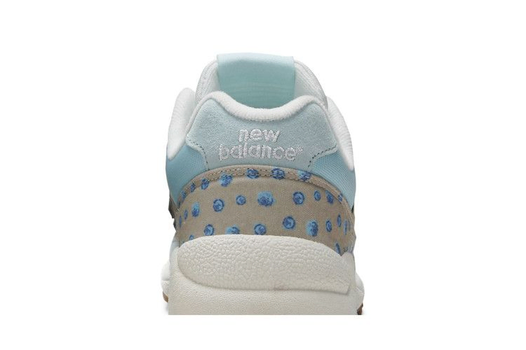 Кроссовки New Balance Wmns 580 'Baby Blue Floral'