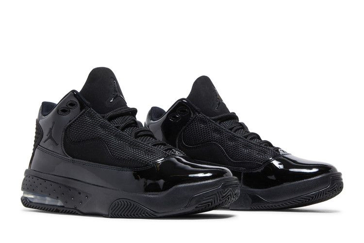 jordan-max-aura-2-gs-triple-black-cn8094-005_07