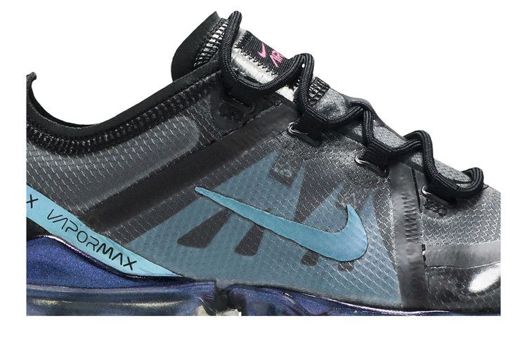 air-vapormax-2019-gs-throwback-future-aj2616-003_01