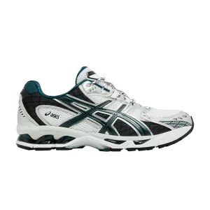gel-nimbus-10-1-white-saxon-green-1203a543-103-300x300