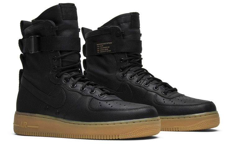 special-field-air-force-1-black-gum-859202-009_07