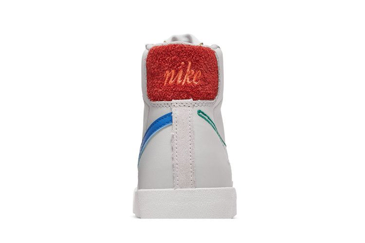 Кроссовки Nike Wmns Blazer Mid '77 SE 'First Use - Green Noise'