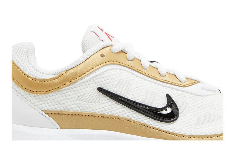 Кроссовки Nike Wmns Air Max AP 'White Metallic Gold'