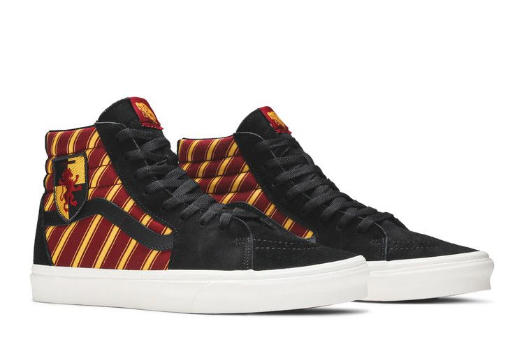 harry-potter-x-sk8-hi-gryffindor-vn0a4bv6xk8_07