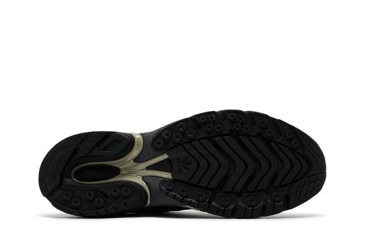 Krossovki-Song-for-the-Mute-x-adidas-Adistar-Cushion-Black-3