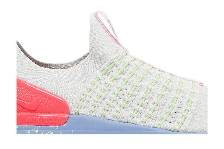 Кроссовки Nike Wmns React Phantom Run Flyknit 2 'Confetti'