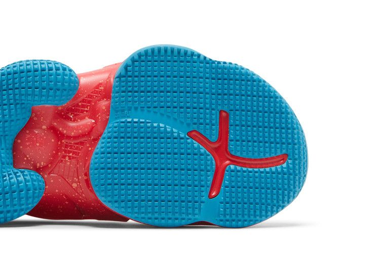 lebron-19-gs-king-s-crown-dd0418-600_04