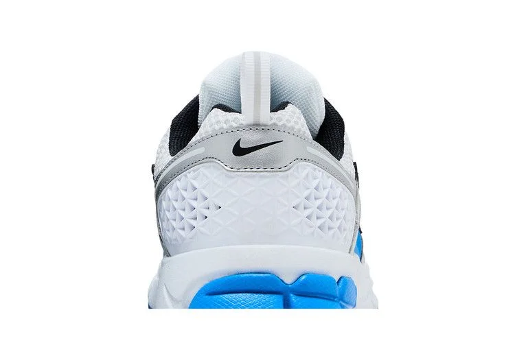Krossovki-Nike-Vomero-5-GS-Light-Photo-Blue-Metallic-Silver-6