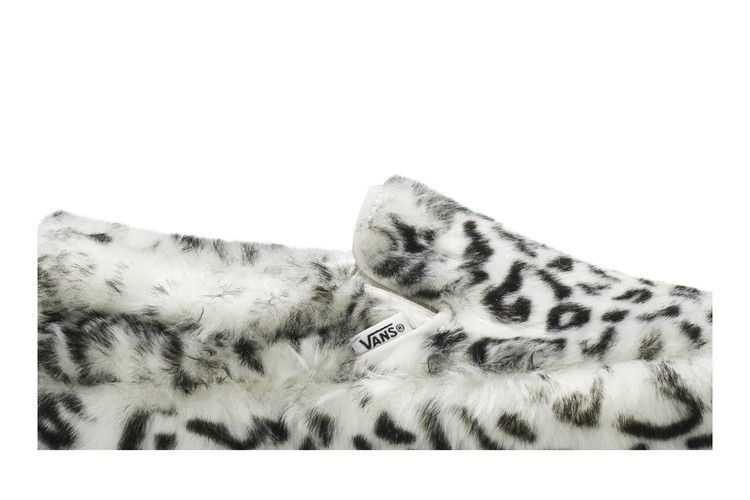 Кроссовки Sandy Liang x Vans Wmns Classic Slip-On Platform 'Fuxxy Leopard'