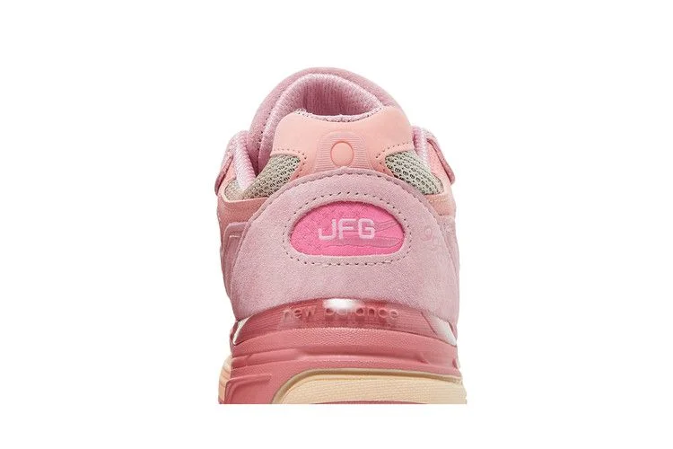 Krossovki-Joe-Freshgoods-x-New-Balance-993-Made-in-USA-Performance-Art-Powder-Pink-6