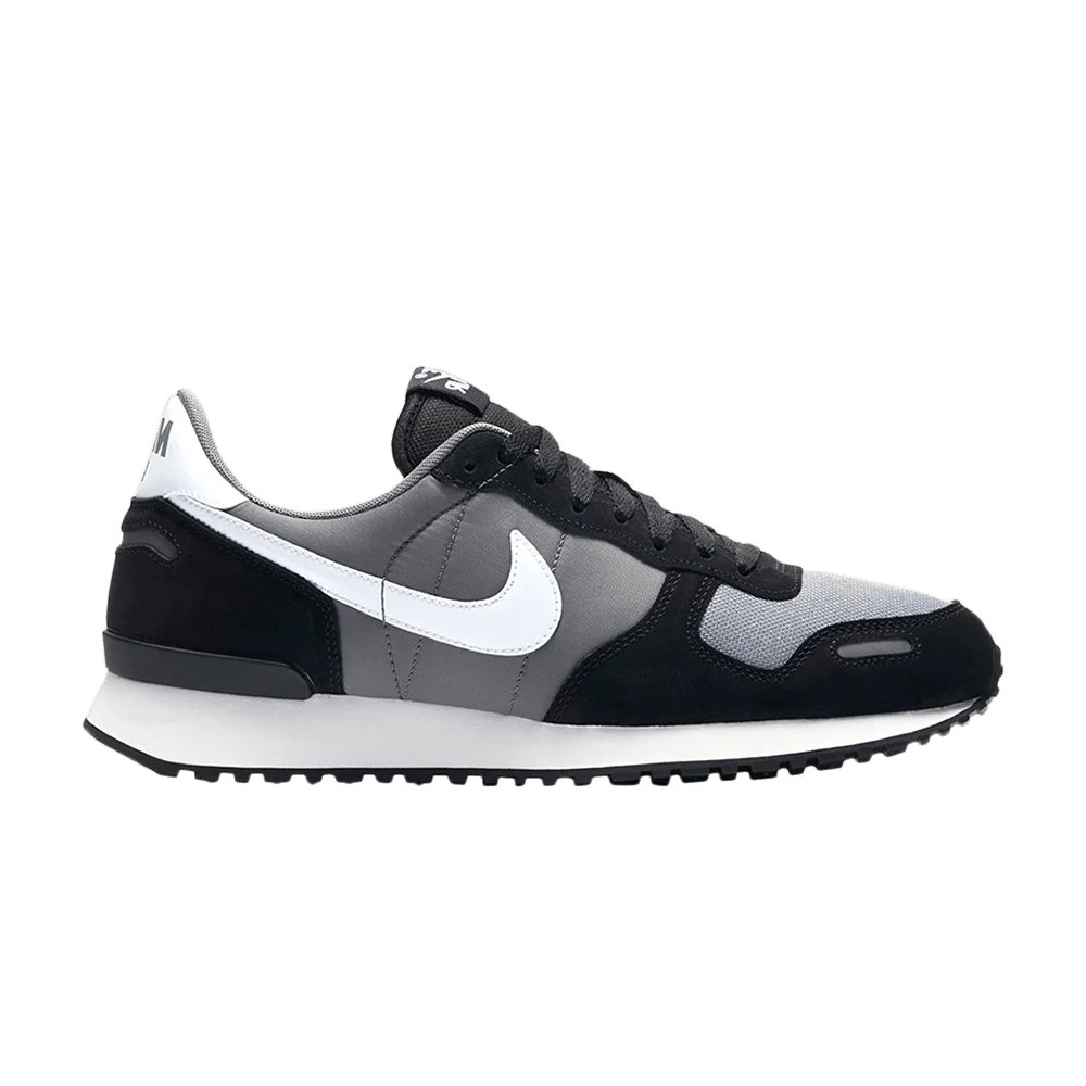 Krossovki-Nike-Air-Vortex-Black-White