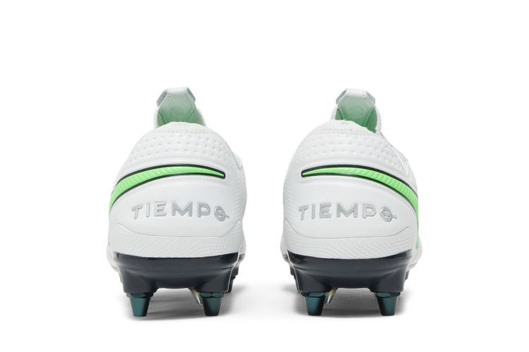 Кроссовки Nike Tiempo Legend 8 Elite SG Pro AC 'Spectrum Pack'