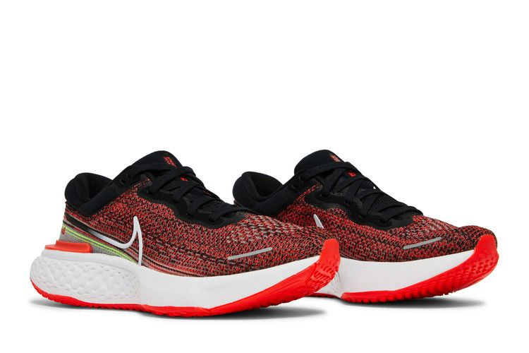 zoomx-invincible-run-flyknit-black-bright-crimson-do6381-001_07