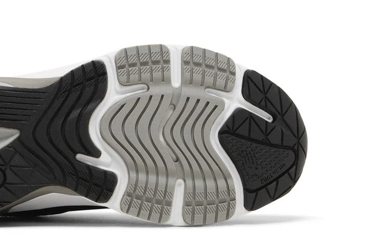 Кроссовки New Balance Wmns 990v6 Made in USA 'Black Silver'