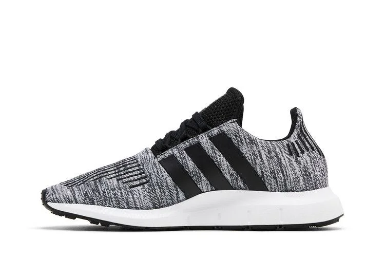 Кроссовки adidas Swift Run 1.0 Big Kid 'Black White'
