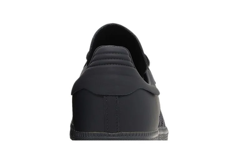 Krossovki-Pharrell-x-adidas-Samba-Human-Race-Charcoal-6