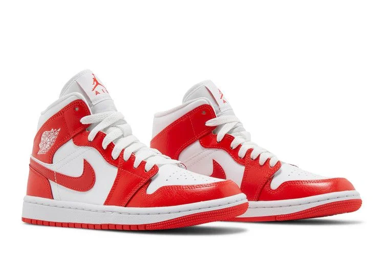 Krossovki-Wmns-Air-Jordan-1-Mid-Habanero-Red-7