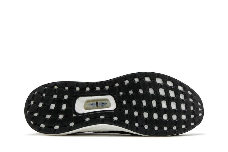 ultraboost-speedfactory-core-black-eg6197_03
