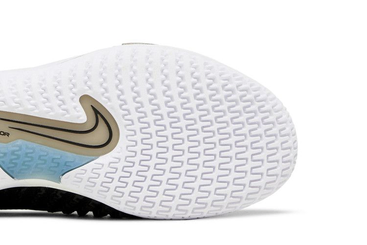 Кроссовки NikeCourt React Vapor NXT 'Black White'
