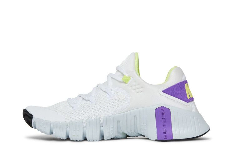 Кроссовки Nike Wmns Free Metcon 4 'White Wild Berry'
