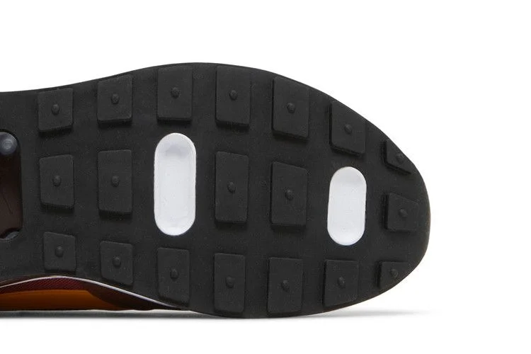 Krossovki-Nike-Air-Max-Pre-Day-Cedar-Brown-Basalt-4