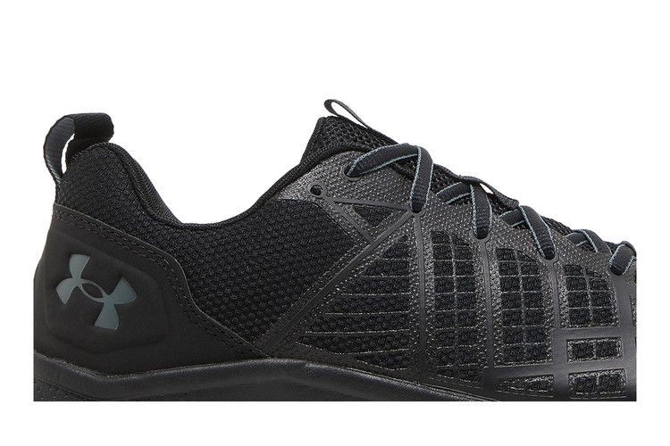 Кроссовки Under Armour Micro G Strikefast 'Black Pitch Grey'