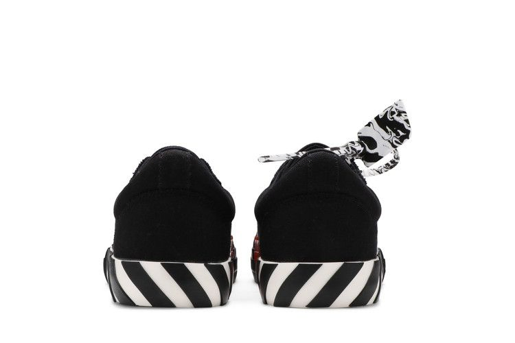 off-white-vulc-sneaker-low-black-white-omia085r21fab001-1001_05