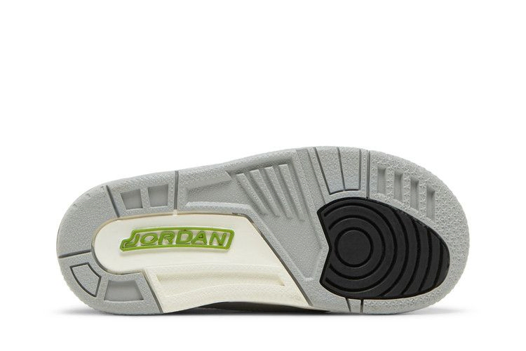 air-jordan-3-retro-td-chlorophyll-832033-006_03