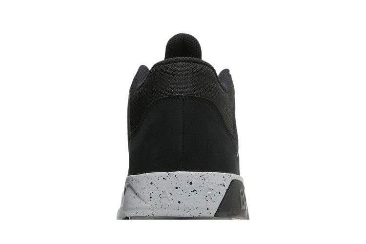 jordan-max-aura-3-black-wolf-grey-cz4167-002_06