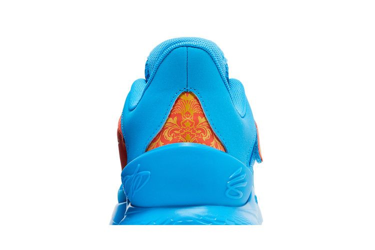 Кроссовки Curry Brand Curry Fox 1 'Happy Fox Day'