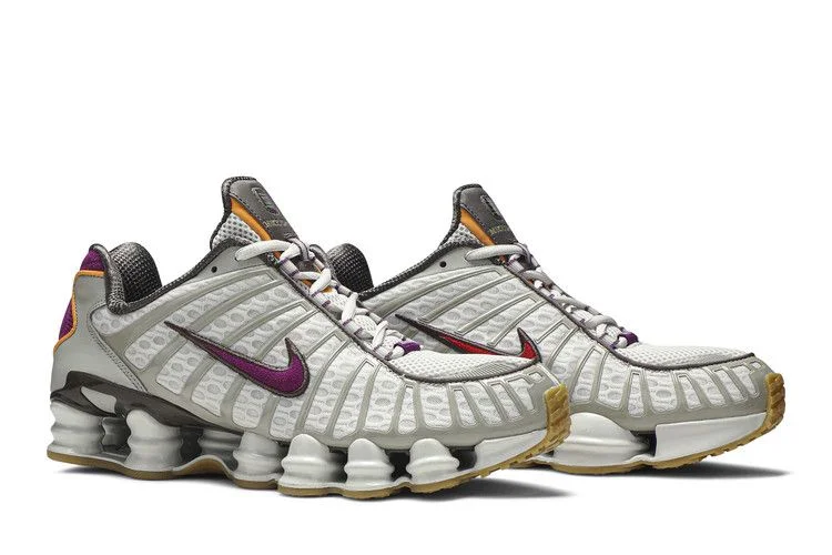 Krossovki-Size-x-Nike-Shox-TL-Viotech-7