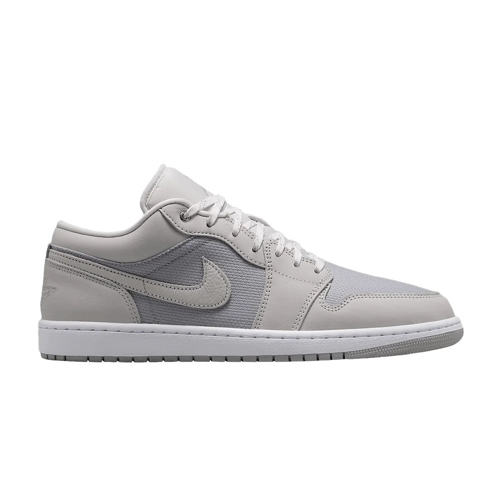 Krossovki-Air-Jordan-1-Low-SE-Off-White