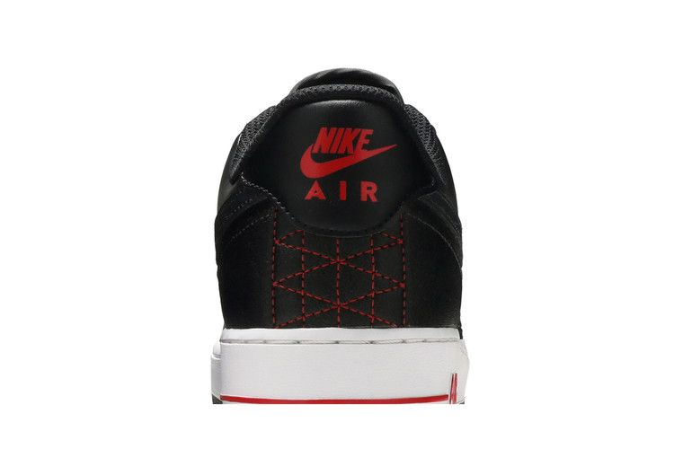 Кроссовки Nike Air Force 1 Low 'Technical Stitch - Bred'