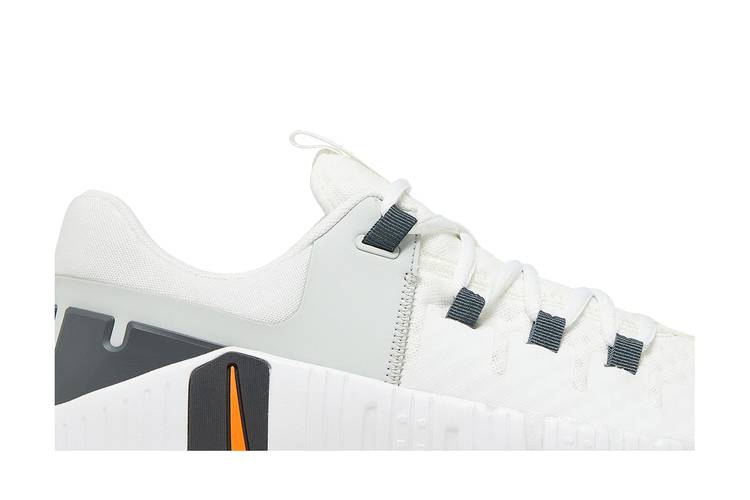 Кроссовки Nike Free Metcon 5 'White Bright Mandarin'