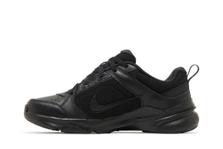 Кроссовки Nike Defy All Day 'Triple Black'