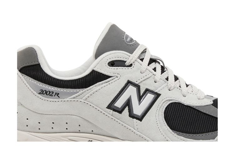Кроссовки New Balance 2002R 'Black Grey'