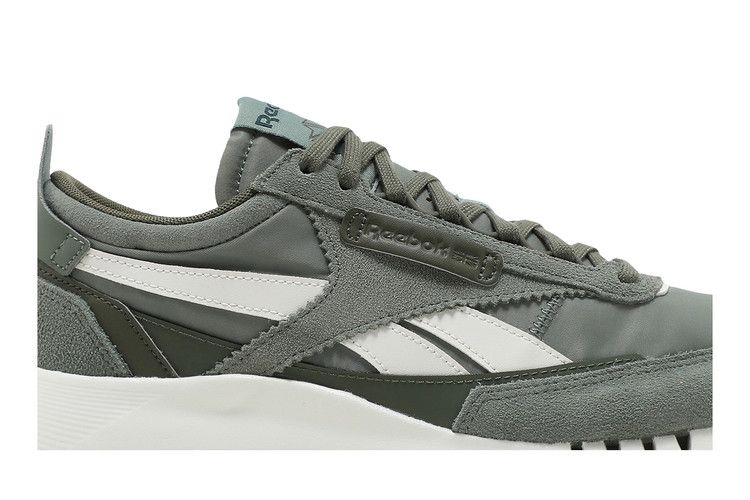 classic-leather-legacy-harmony-green-fy7560_01