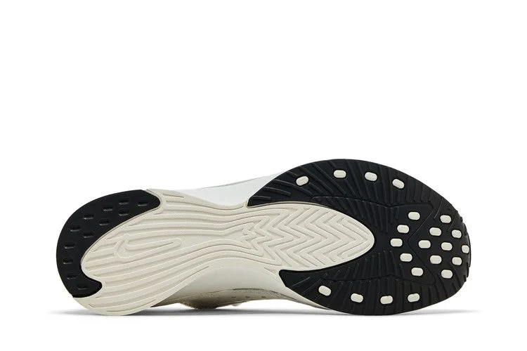 Krossovki-Nike-Wmns-Air-Superfly-Summit-White-Metallic-Silver-3