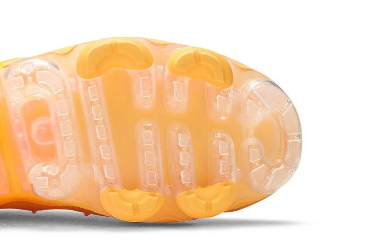 Кроссовки Nike Wmns Air VaporMax Plus 'Orange'