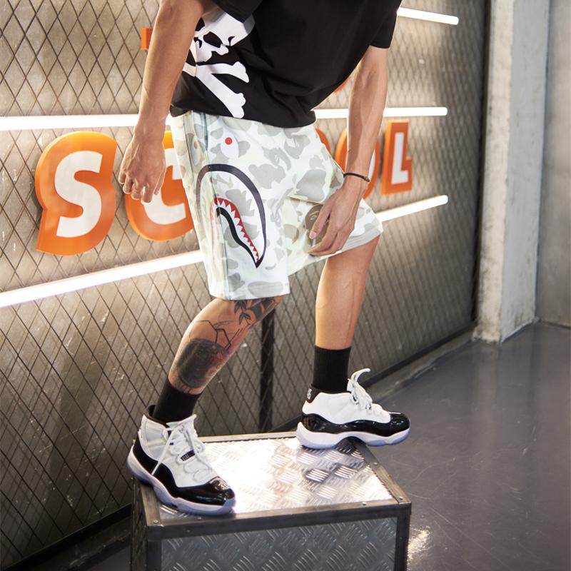 Спортивные шорты BAPE City Camo Side Shark Sweat Shorts White