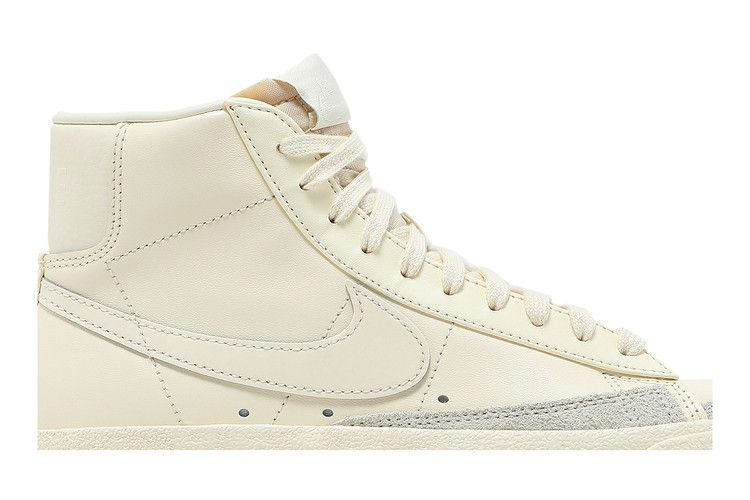 Кроссовки Nike Wmns Blazer Mid '77 Vintage 'Coconut Milk'